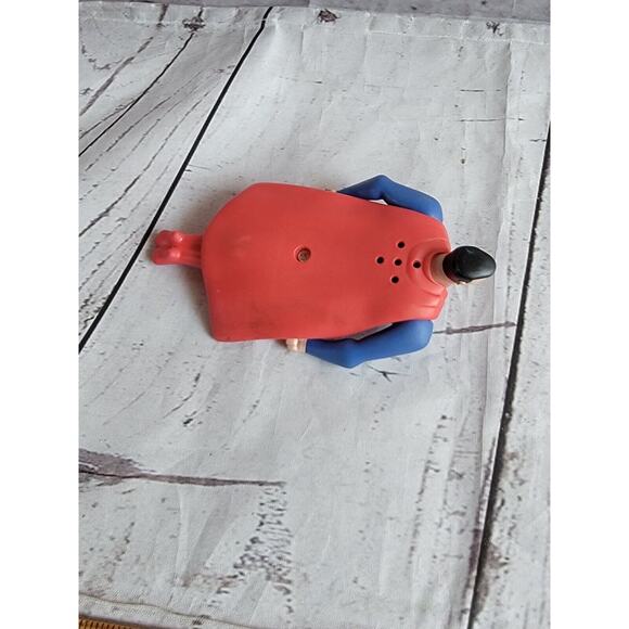 2016 5 Inches Flying Superman McDonald's Happy Meal Toy DC Comics Action Figure - Picture 5 of 5